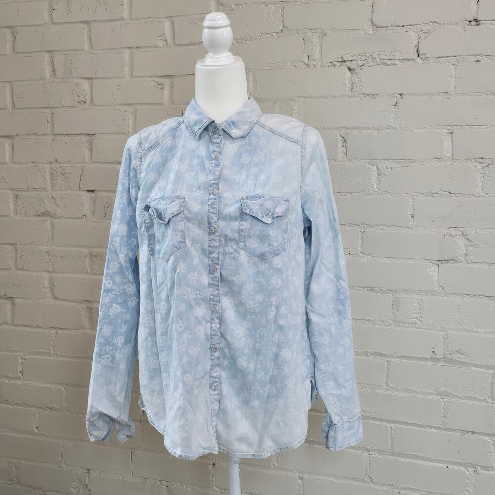 Cottagecore Soft Girl Coquette Vibe |  Blue Button Down & Floral | Boho Cowgirl
